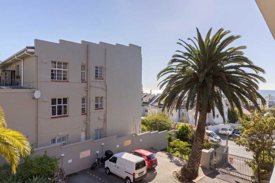 2 Bedroom Property for Sale in Green Point Western Cape